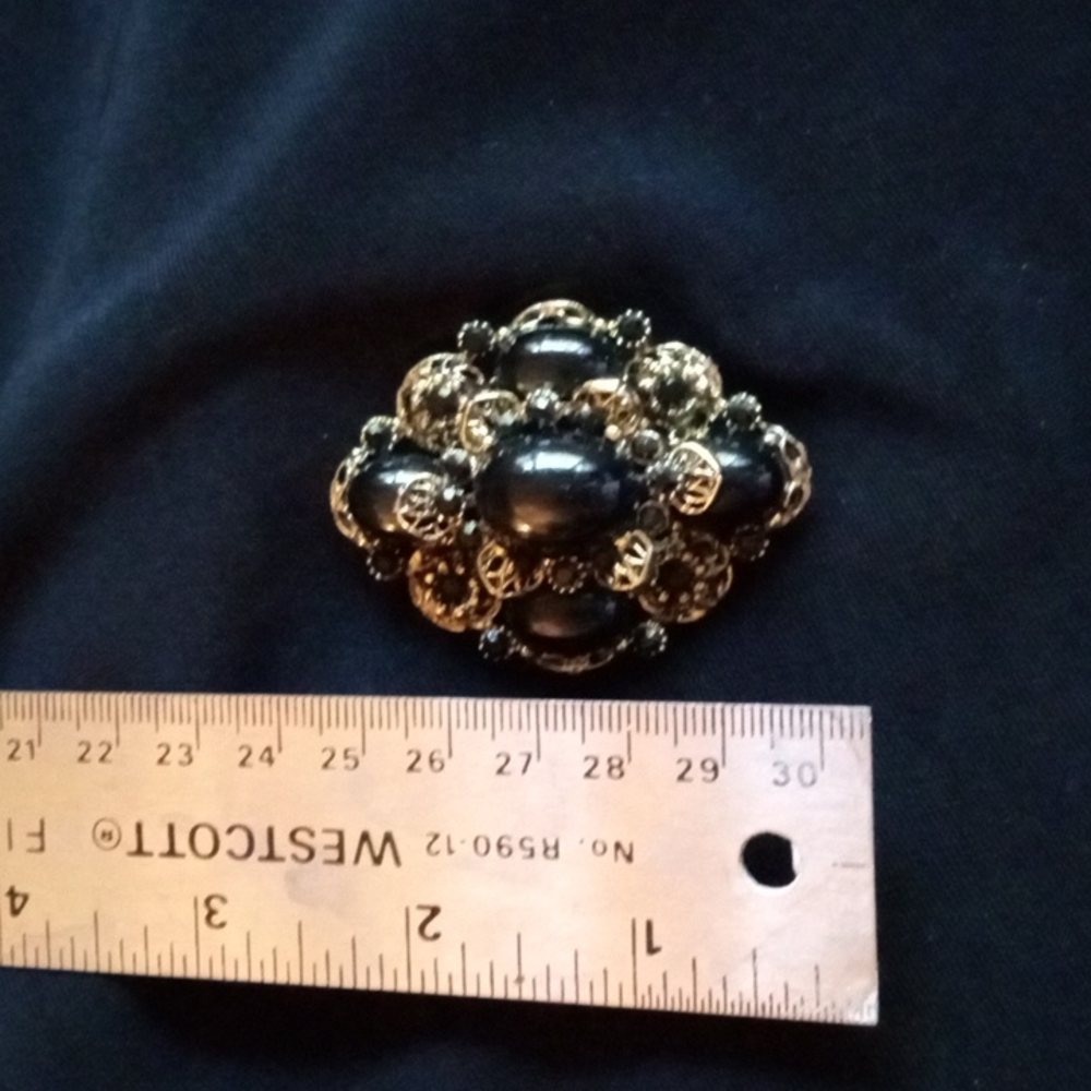 Brooch